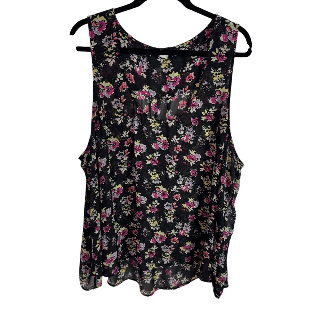 Torrid Women's Tank Top Blouse Size 4/4X Black Floral Print Sleeveless